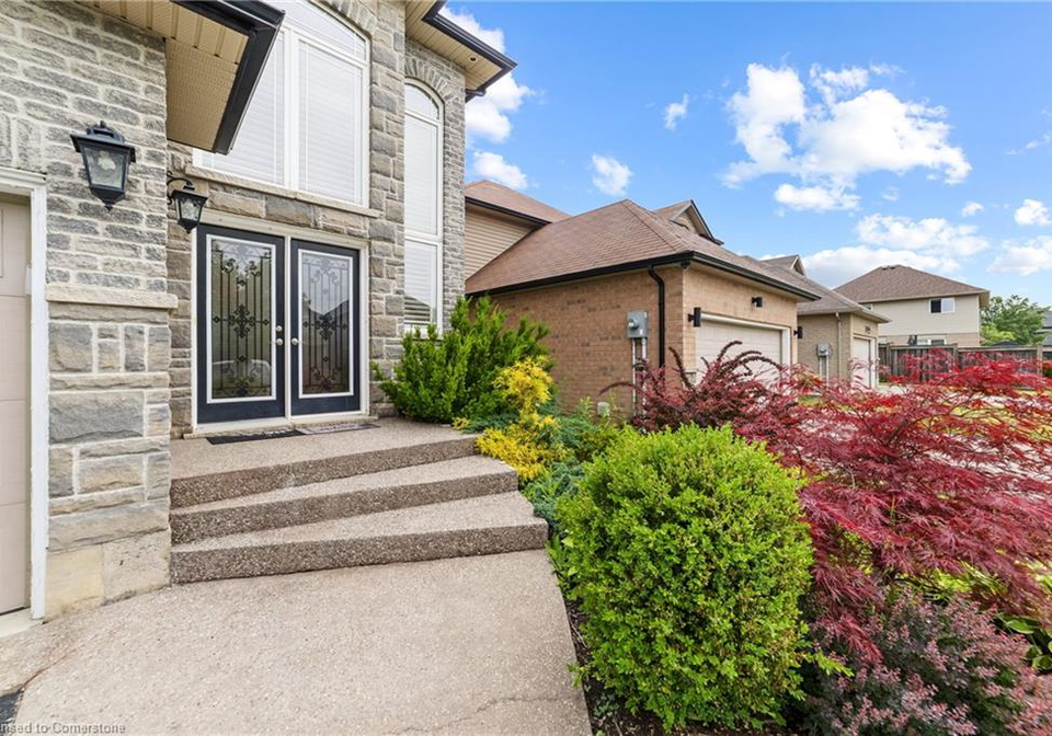 1363-upper-paradise-road-hamilton-ontario-40745686