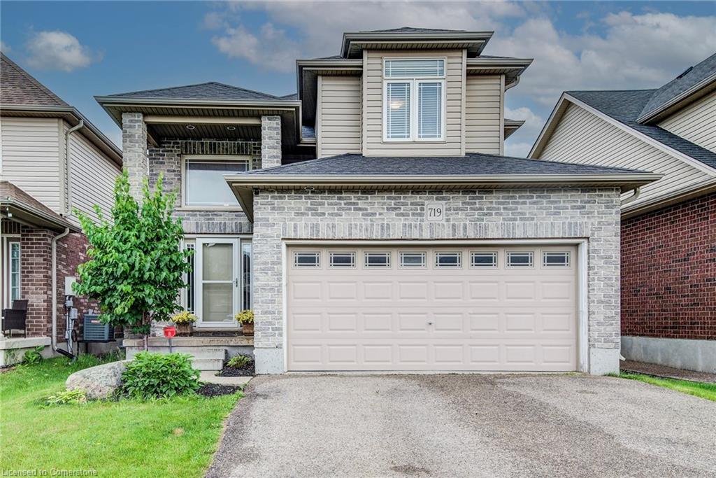 719-frontenac-crescent-woodstock-ontario-40745709