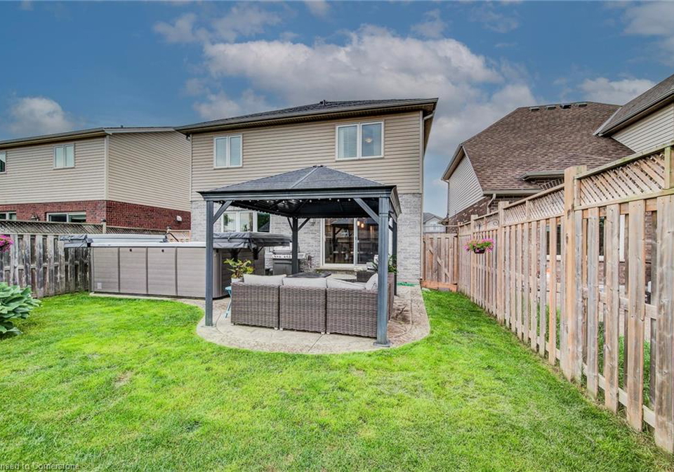 719-frontenac-crescent-woodstock-ontario-40745709