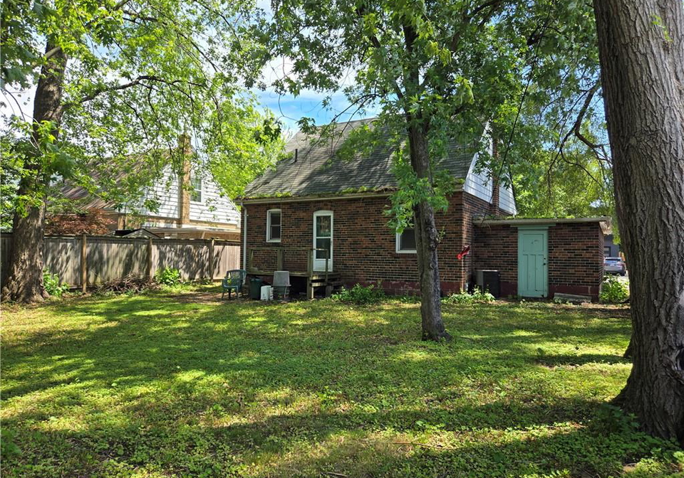 28-ambleside-avenue-toronto-ontario-40745784