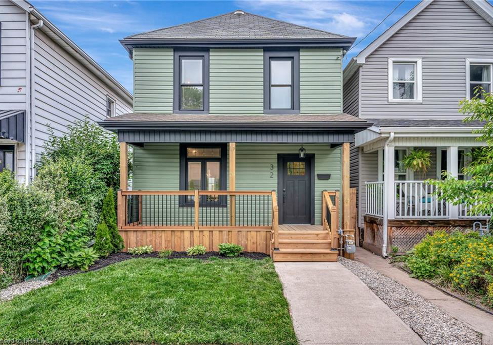 32-picton-street-w-hamilton-ontario-40745800