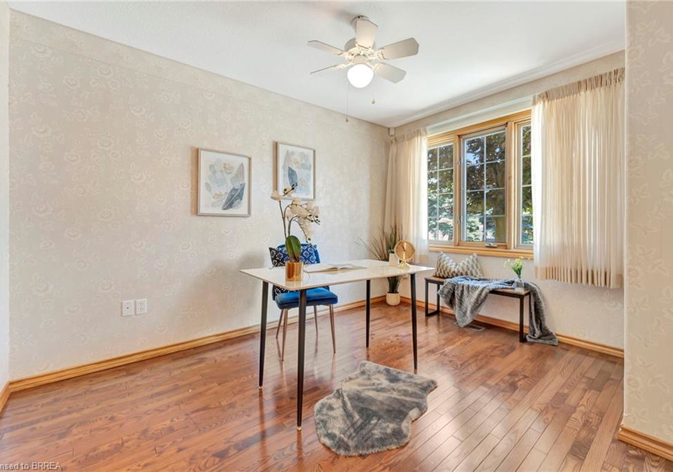 24-griffiths-drive-paris-ontario-40745814