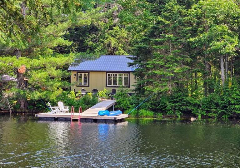 1559-118-highway-e-bracebridge-ontario-40745882