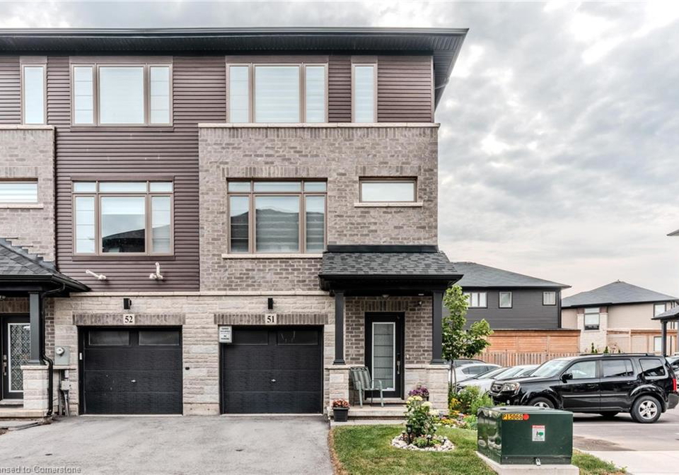 61-soho-street-stoney-creek-ontario-40746076