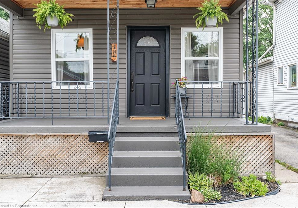 18-ellis-avenue-hamilton-ontario-40746108