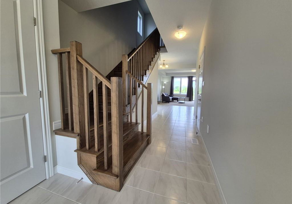 47-lloyd-davies-way-binbrook-ontario-40746113