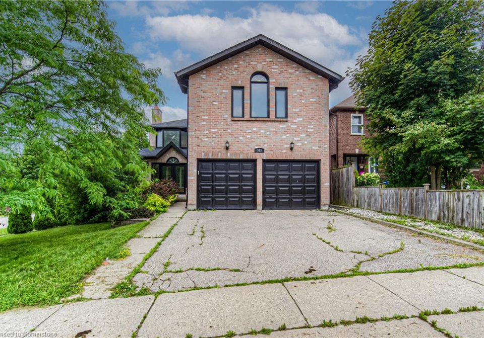 383-burnett-avenue-cambridge-ontario-40746136