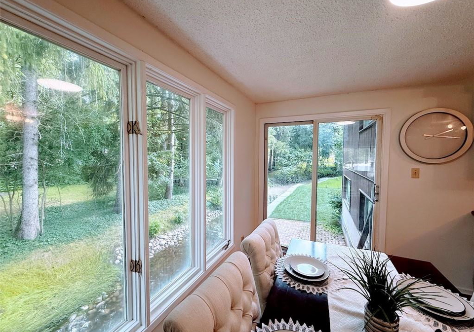 116-keats-way-place-waterloo-ontario-40746253