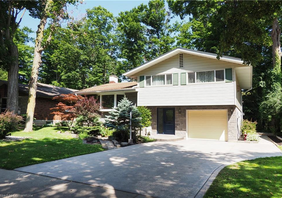 156-rennie-drive-kitchener-ontario-40746275
