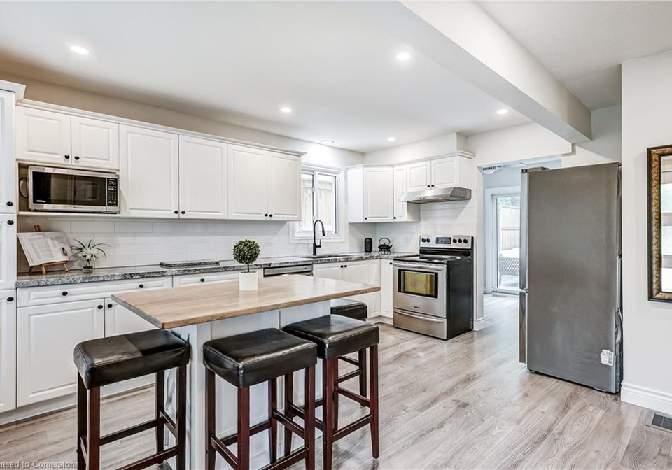 8-doreen-crescent-bowmanville-ontario-40746289