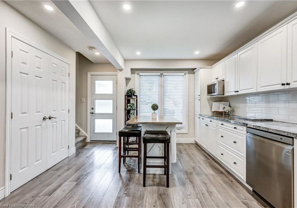 8-doreen-crescent-bowmanville-ontario-40746289