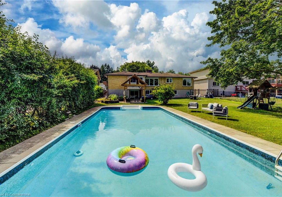 12-marketa-crescent-kitchener-ontario-40746292