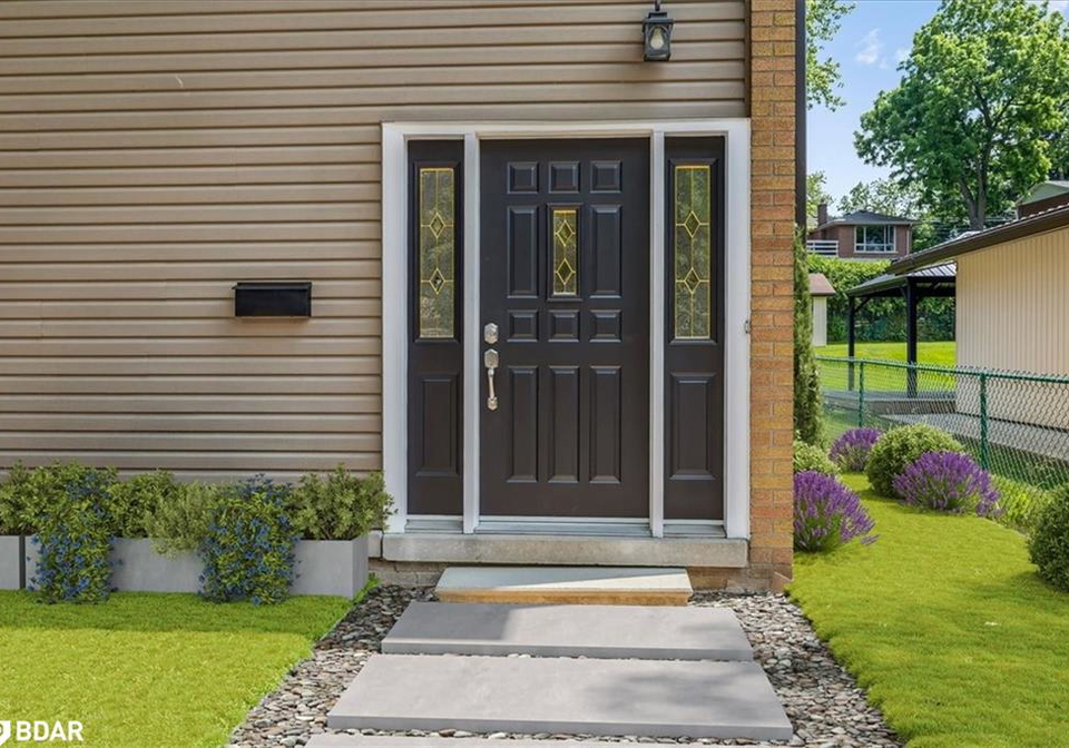 18-pleasant-avenue-unit-1-dundas-ontario-40746294