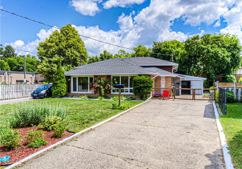 56-weichel-street-kitchener-ontario-40746318