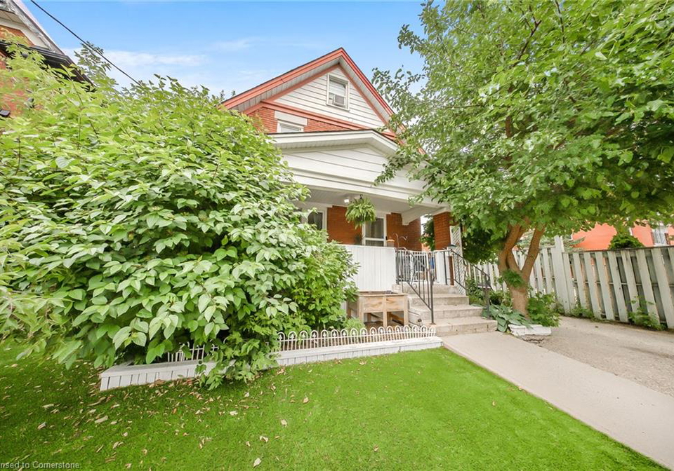 54-laurel-street-waterloo-ontario-40746325