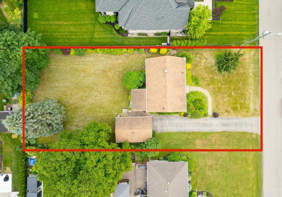 336-robina-road-ancaster-ontario-40746404