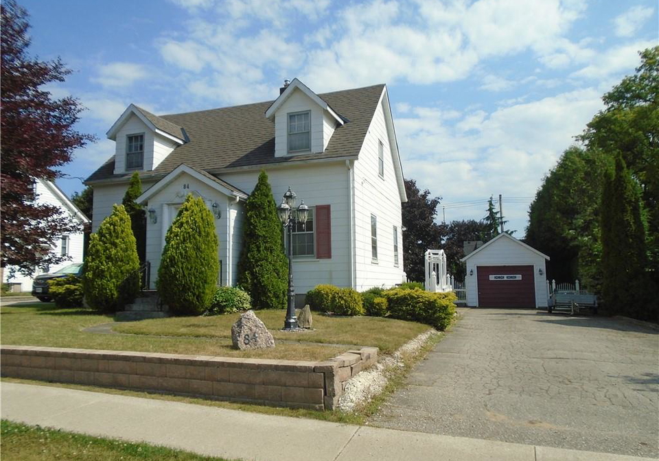 84-church-street-e-delhi-ontario-40746444