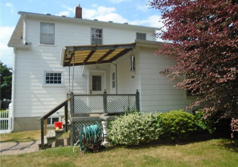 84-church-street-e-delhi-ontario-40746444
