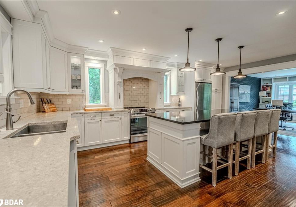 26-lilac-lane-midhurst-ontario-40746445