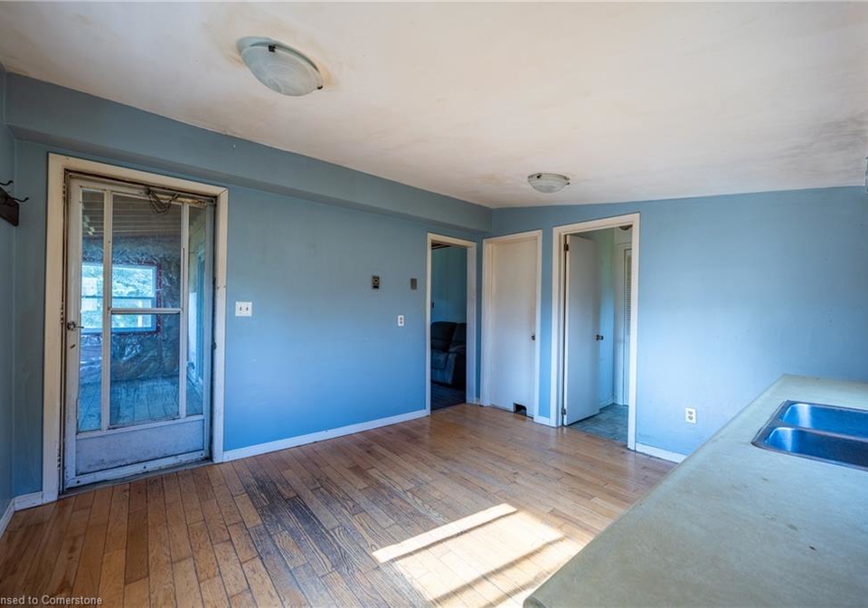 895-windham-road-11-delhi-ontario-40746503