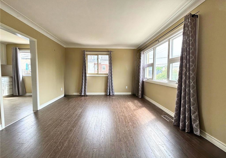 16-stanley-street-ayr-ontario-40746746