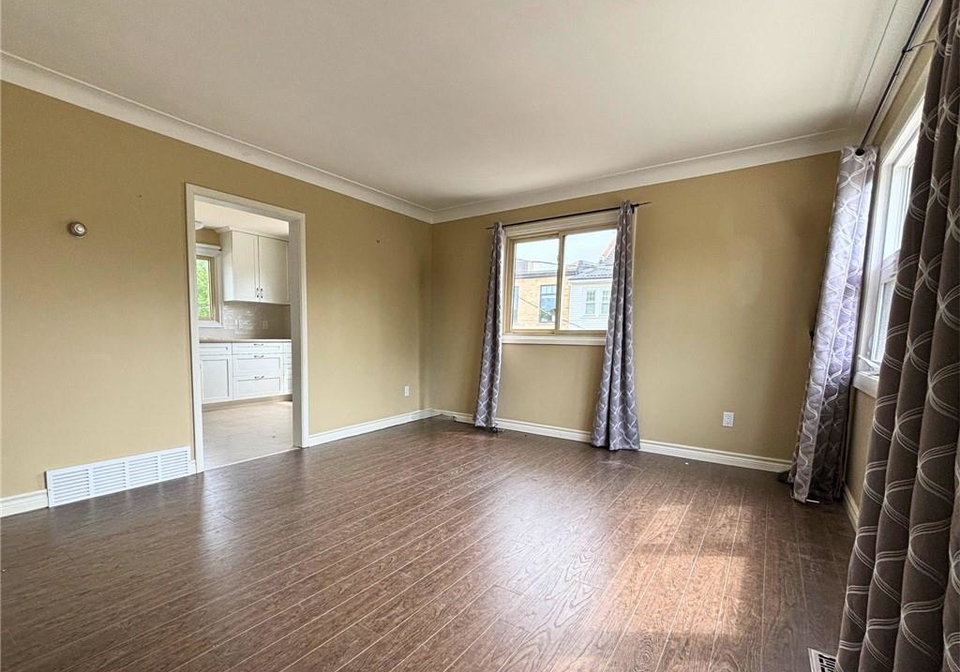 16-stanley-street-ayr-ontario-40746746