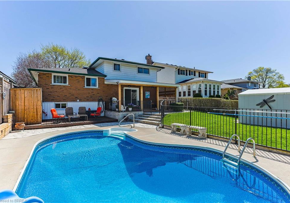 7-crestlynn-crescent-simcoe-ontario-40746788