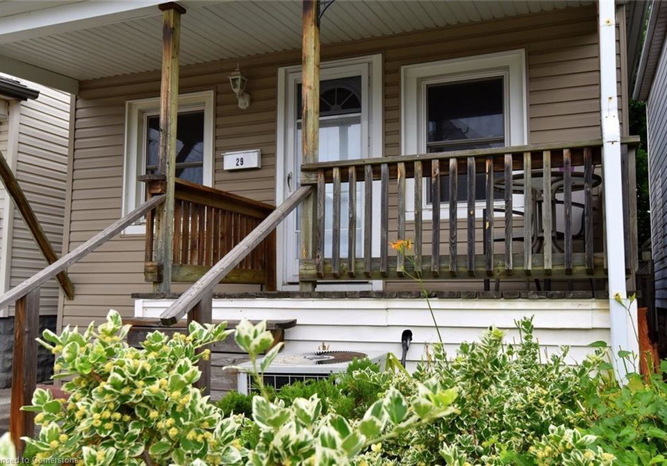 29-mayflower-avenue-hamilton-ontario-40746843