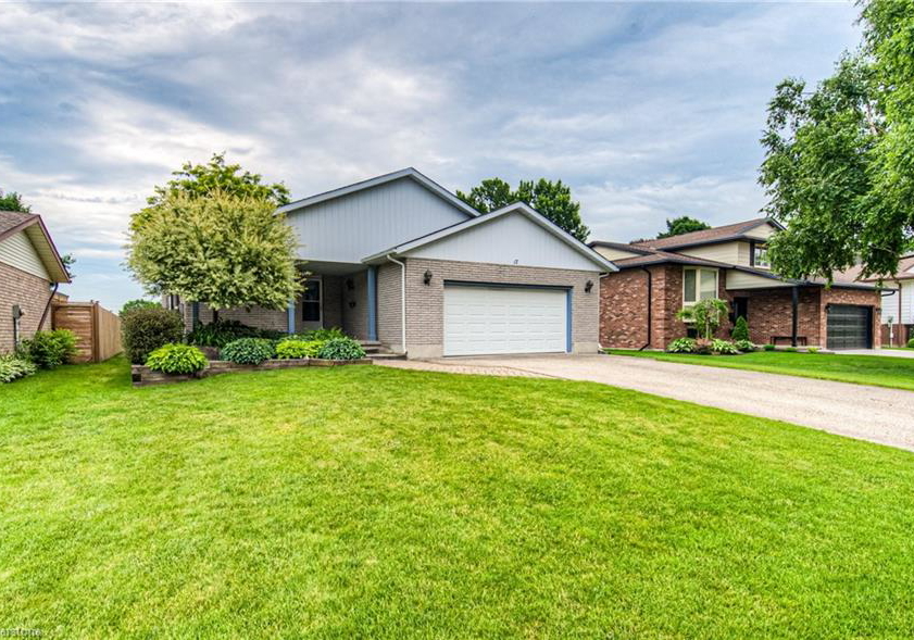 17-pintail-drive-elmira-ontario-40746844