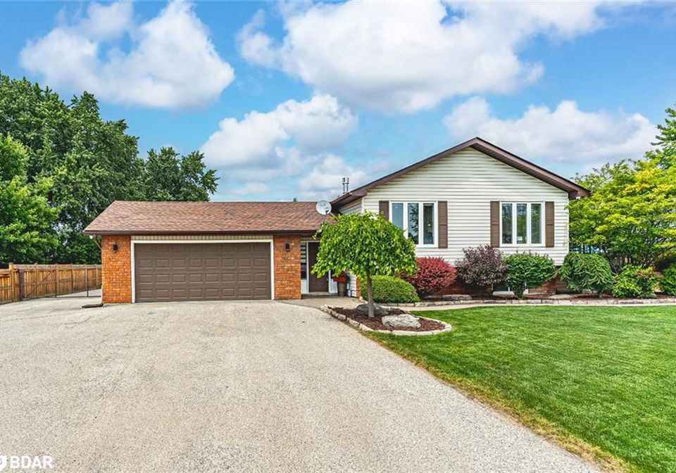 93-sydenham-street-angus-ontario-40746912