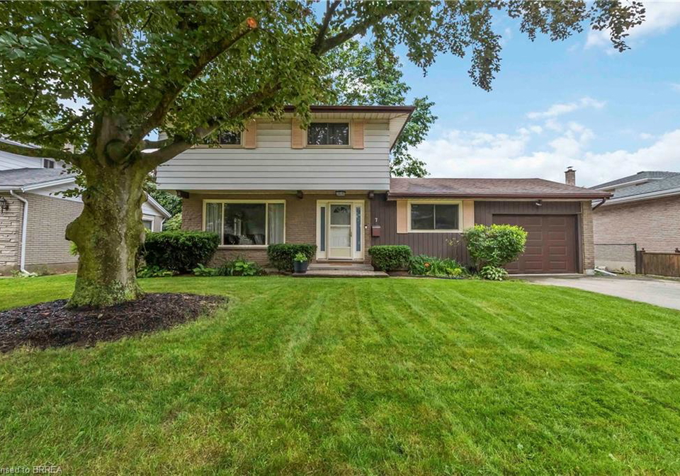 7-magnolia-street-brantford-ontario-40746928
