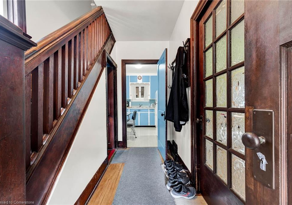 7-stahl-avenue-kitchener-ontario-40746937