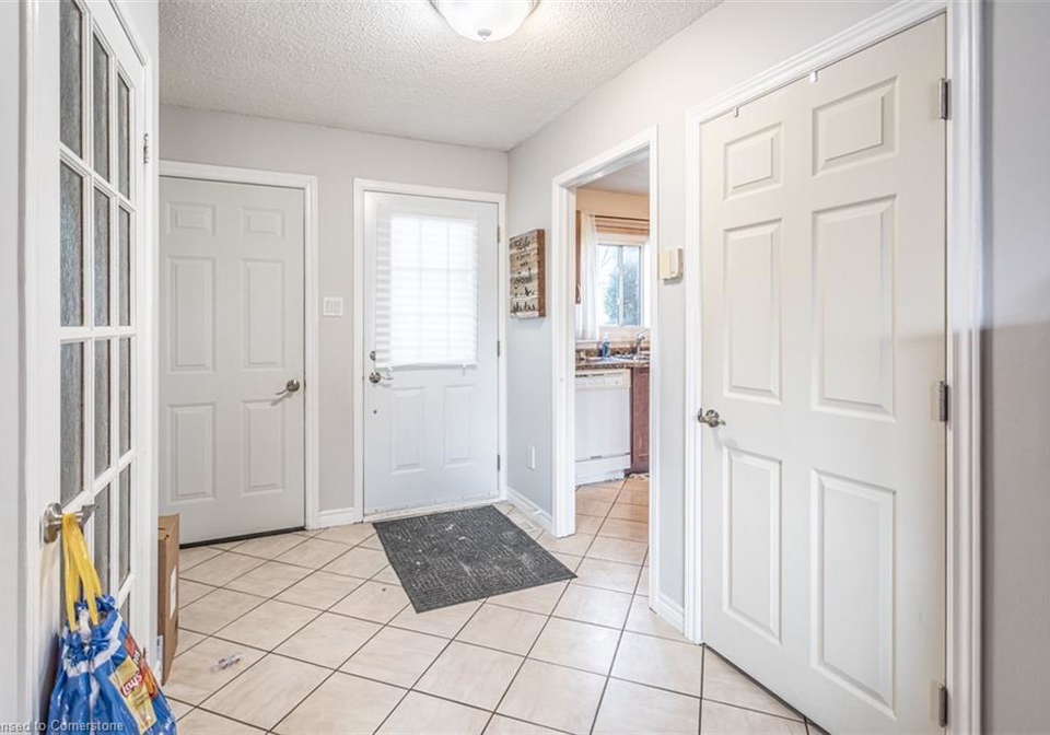 201-queen-victoria-drive-hamilton-ontario-40746944