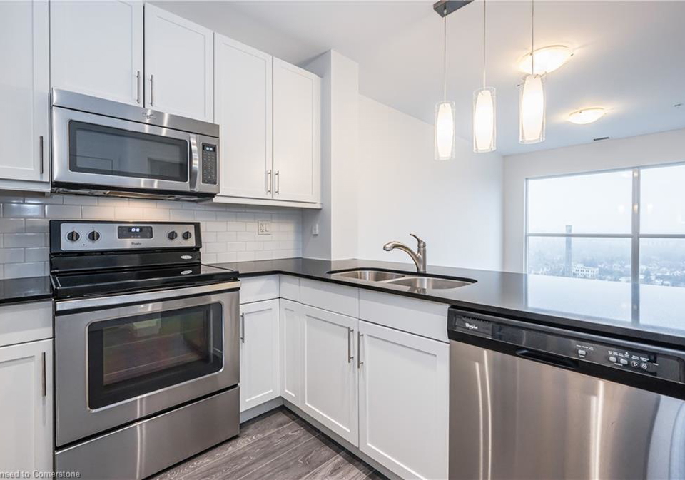 1-victoria-street-kitchener-ontario-40747209
