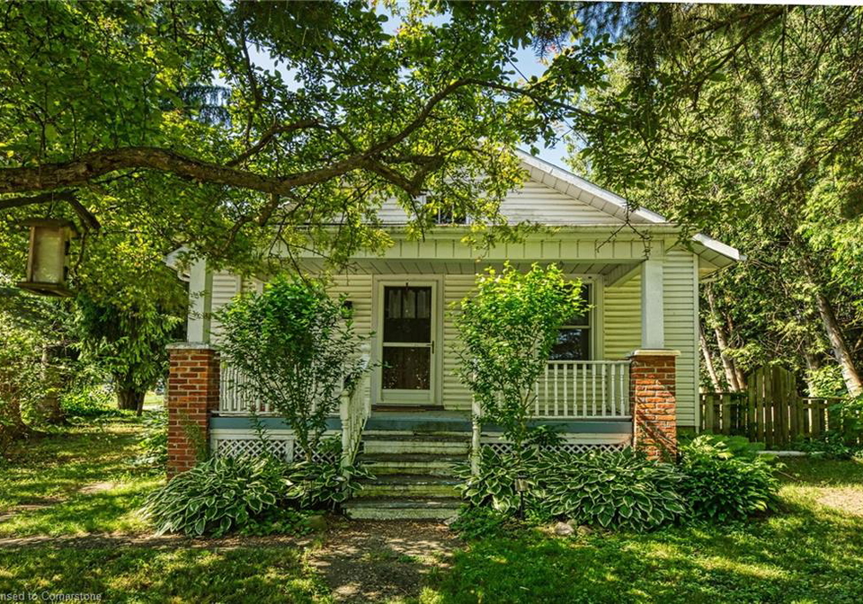 69-renfrew-street-caledonia-ontario-40747221