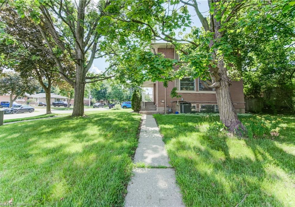 100-brandon-avenue-kitchener-ontario-40747296