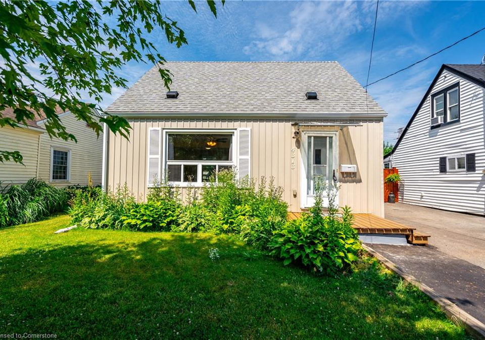 4313-sixth-avenue-niagara-falls-ontario-40747355