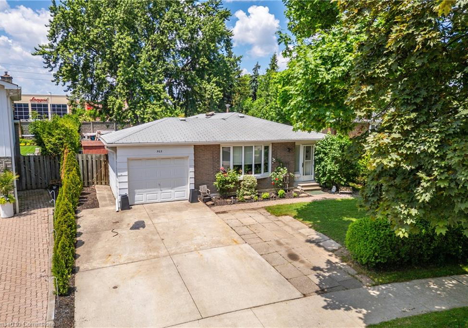 503-bohemia-crescent-oakville-ontario-40747360