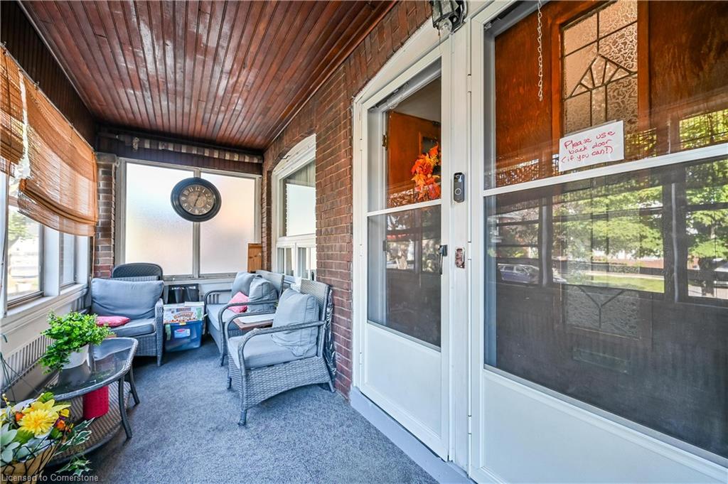 21-tuxedo-avenue-s-hamilton-ontario-40747403
