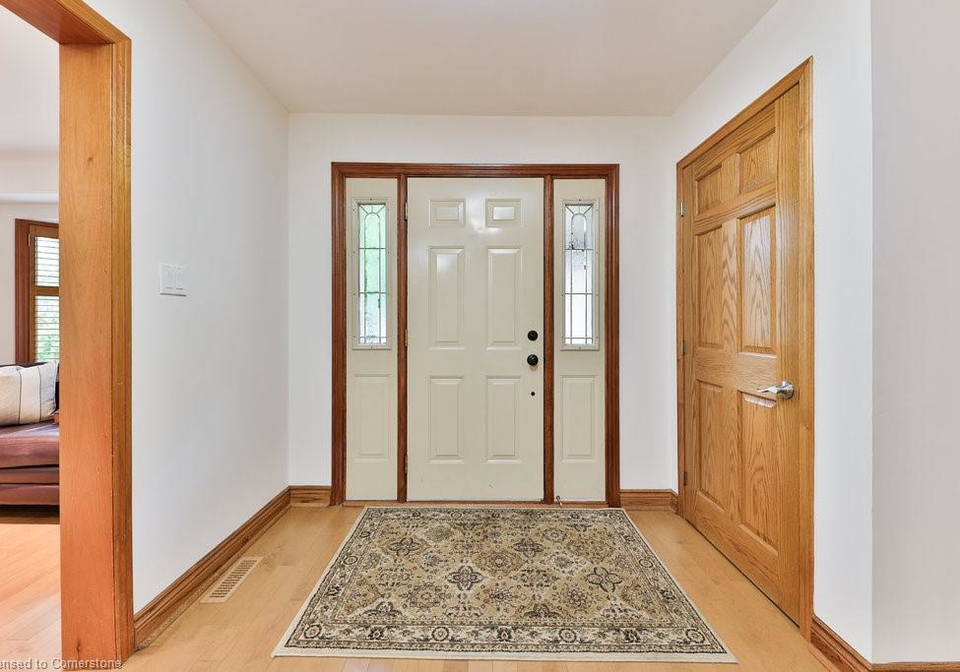 1910-stoneybrook-court-mississauga-ontario-40747471