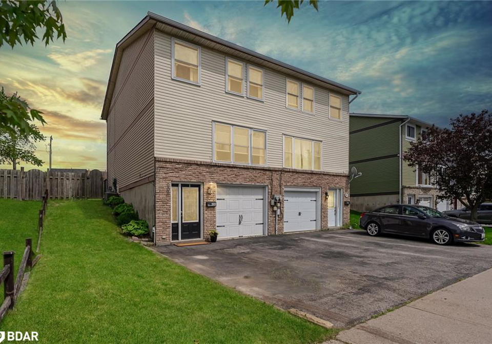 909-southridge-street-oshawa-ontario-40747480
