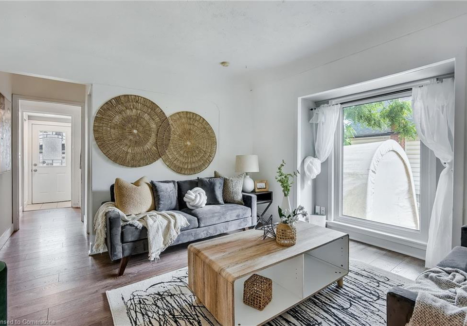111-ward-avenue-hamilton-ontario-40747497