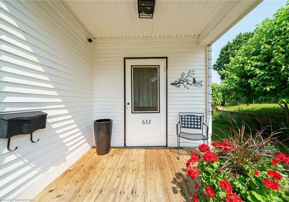 632-lowther-street-s-cambridge-ontario-40747500