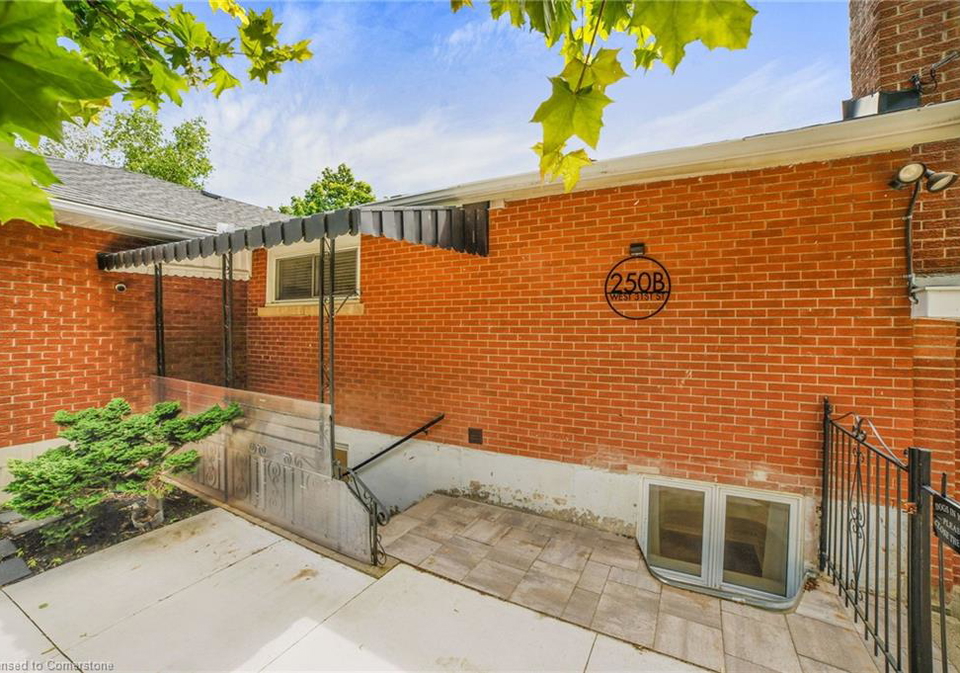 250-west-31st-street-unit-b-hamilton-ontario-40747513