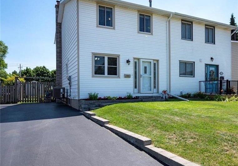 105-blackhorne-drive-kitchener-ontario-40747546