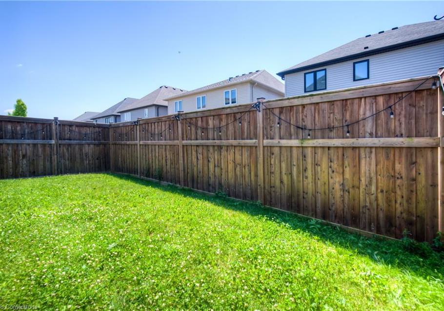 362-moorlands-crescent-kitchener-ontario-40747571