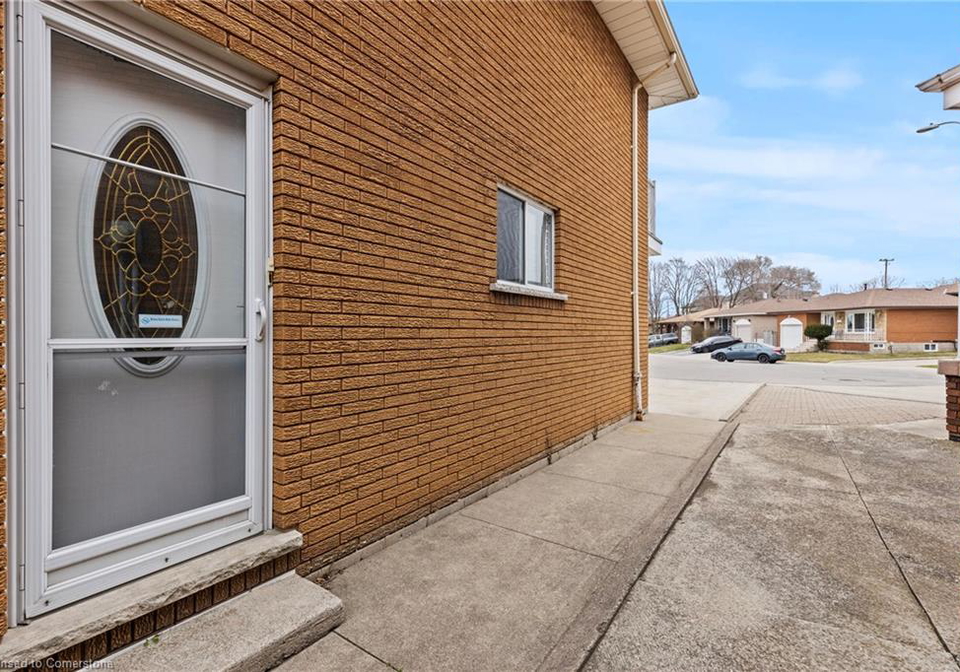 19-quarry-court-hamilton-ontario-40747608