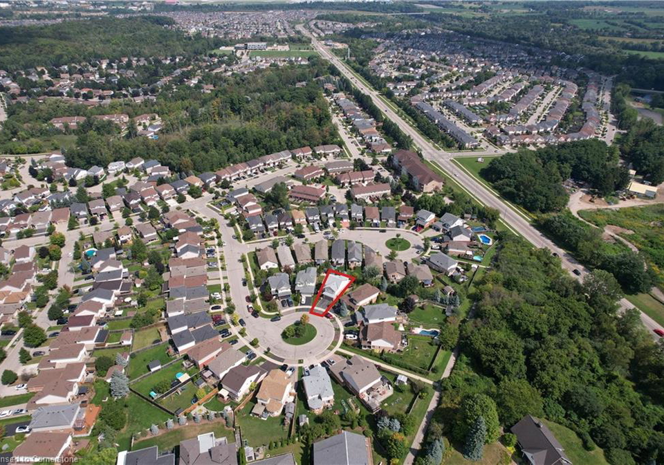 53-sandwell-court-w-kitchener-ontario-40747616