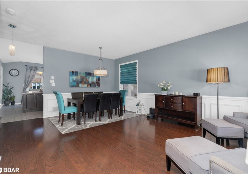 23-mccann-crescent-bradford-ontario-40747617