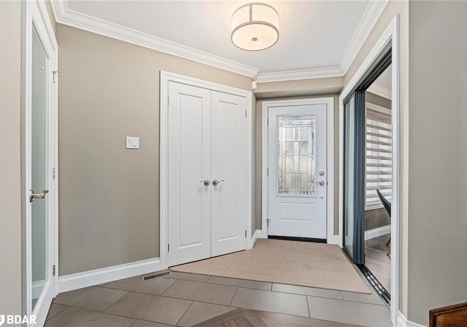 92-lauchlin-crescent-georgetown-ontario-40747623
